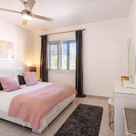 Paphos Summer Breeze Holiday Apartment With Pool מראה חיצוני תמונה