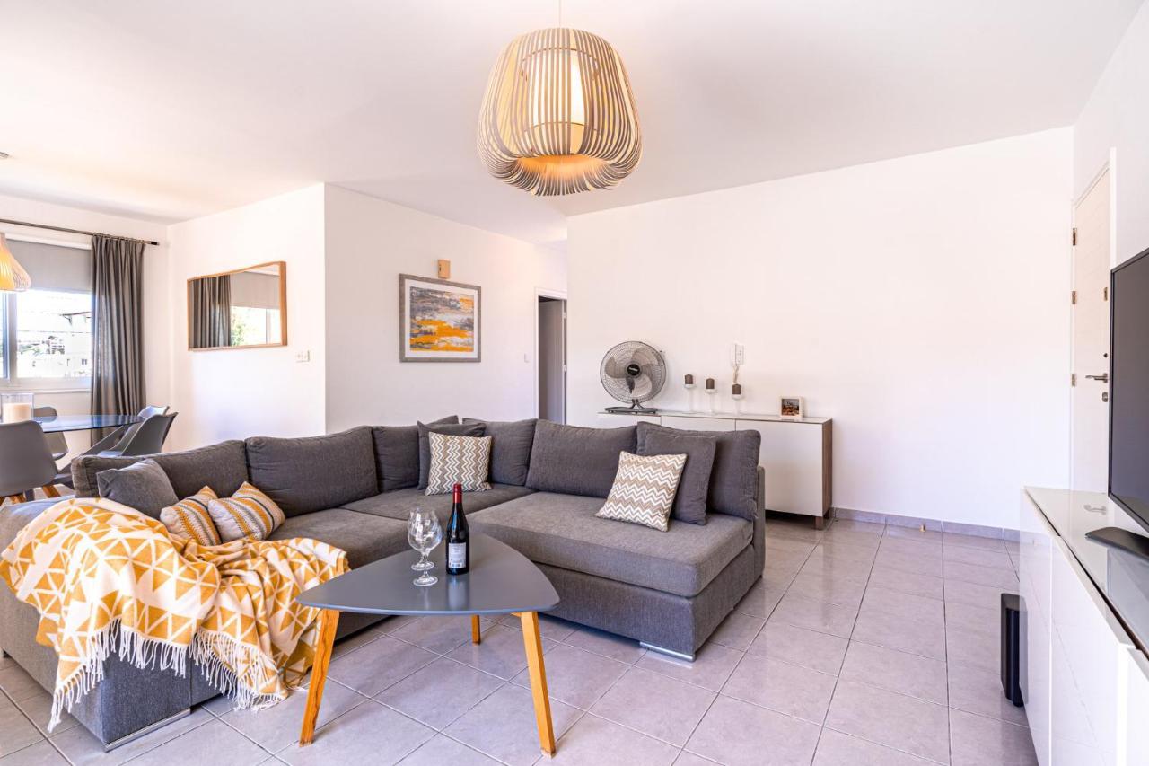 Paphos Summer Breeze Holiday Apartment With Pool מראה חיצוני תמונה